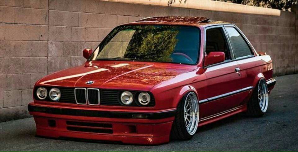 BMW E30